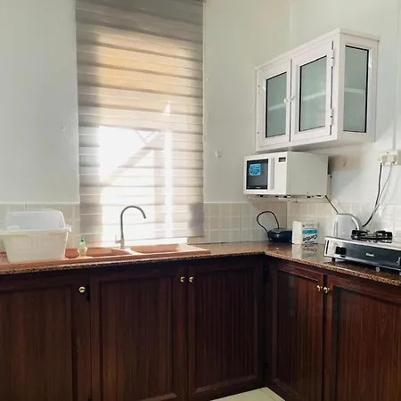 3 Bedroom Apartment In Pereybere Pereybere Beach Exterior photo