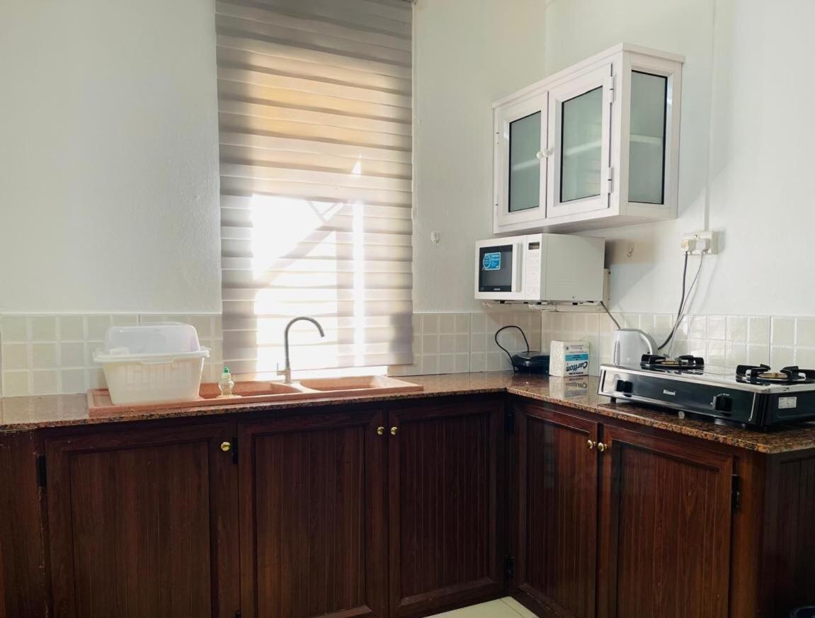 3 Bedroom In Pereybere Apartment