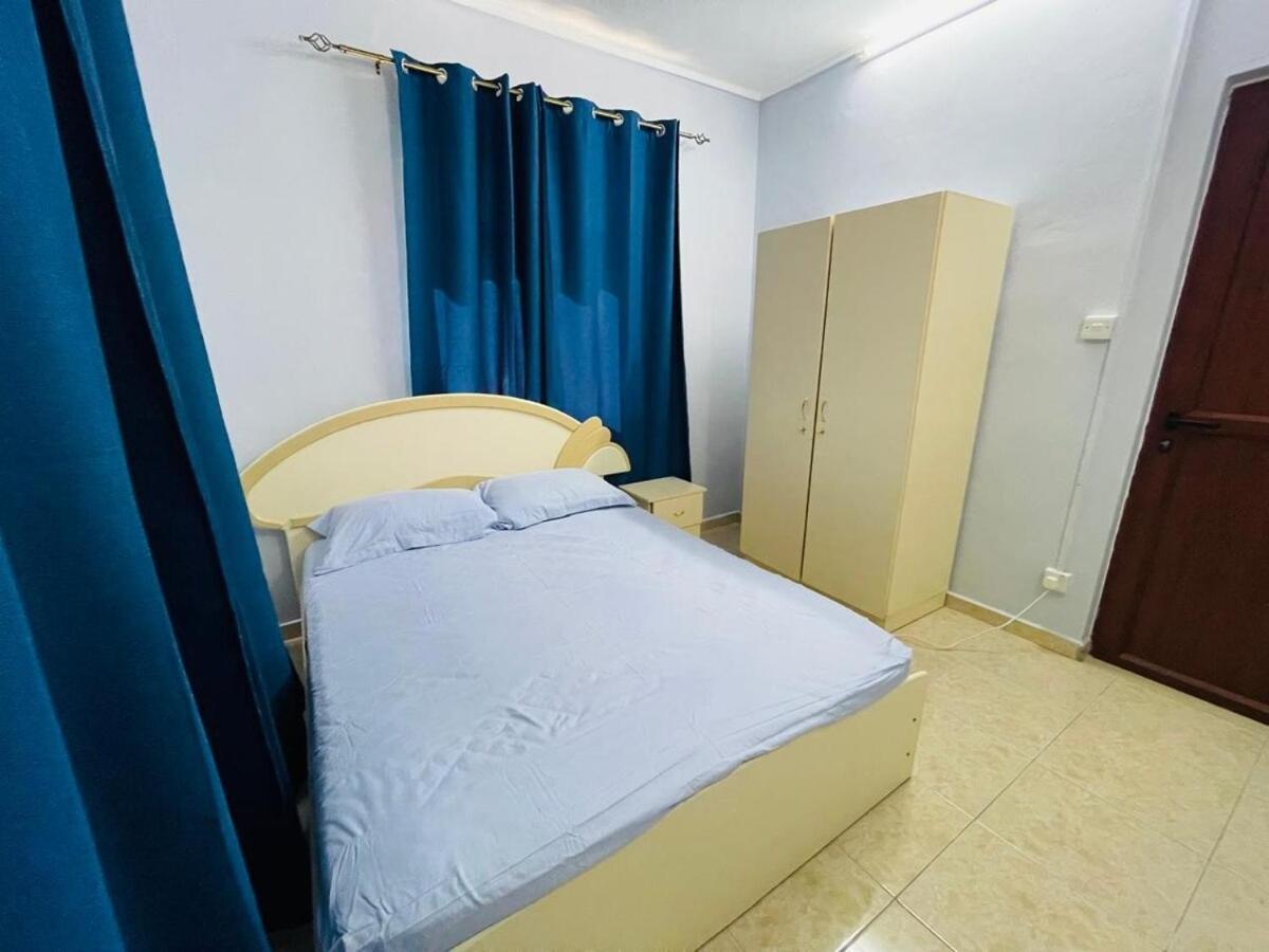 3 Bedroom In Pereybere Apartment *