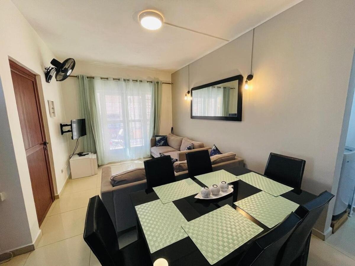 3 Bedroom In Pereybere Apartment Pereybere Beach